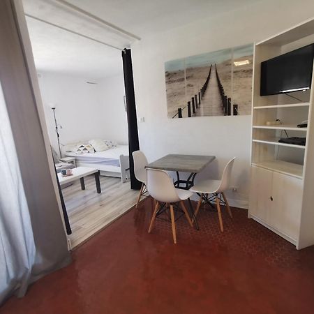 Soleil Levant 2 - En Bord De Mer - Superbe Appartement Cosy - Acces Direct Plage - Proche Commerces Et Animations Le Barcares Bagian luar foto